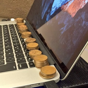 Menurunkan Suhu Laptop Hanya Dengan Uang Koin