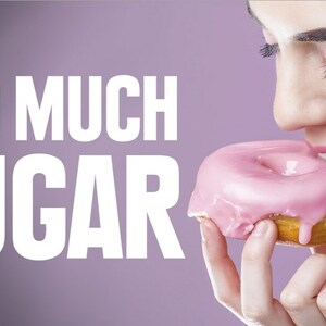 Ini 5 Ciri Anda Terlalu Banyak Konsumsi Gula Saat Puasa 