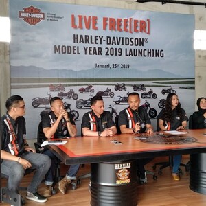 Harley-Davidson Luncurkan Produk Terbaru Softail FXDR 114