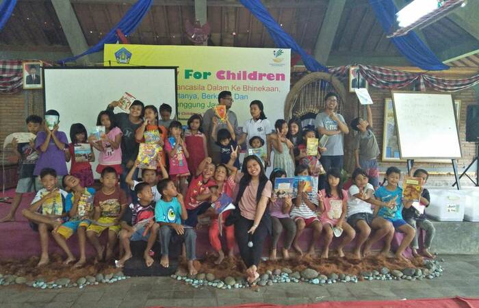 Rayakan Hari Anak Nasional, Komunitas Rotaract Bali Taman Hibur Anak-Anak SOS Bantas