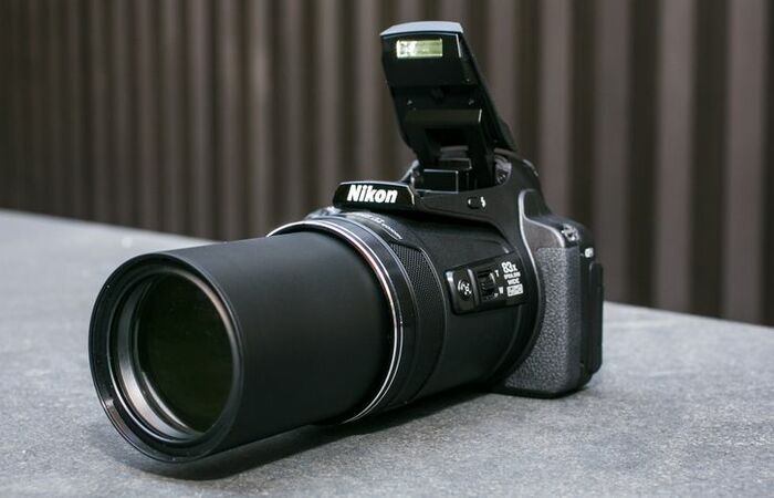 Nikon COOLPIX P1000, Kamera dengan Zoom Hingga 6000mm