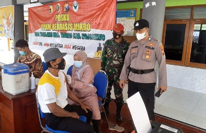 Percepatan Vaksinasi Massal Covid-19 Di Mojokerto Raya Dikawal TNI-Polri