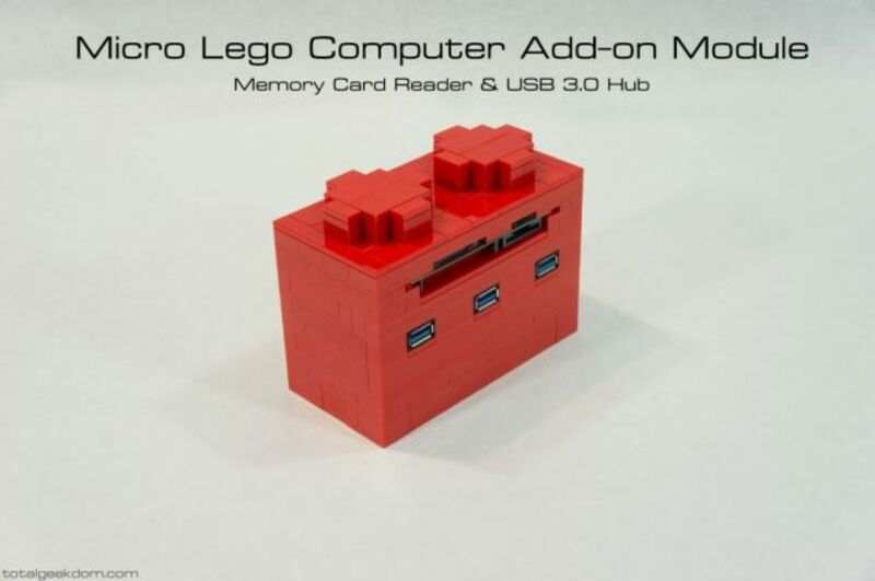 Kompuuter Mini Terbuat dari LEGO