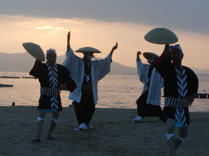 5 Hal Menarik Tentang Festival Obon di Jepang