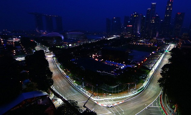 Melempem di Sesi Latihan, Hamilton Masih Optimistis Samai Rekor Idolanya di GP Singapura