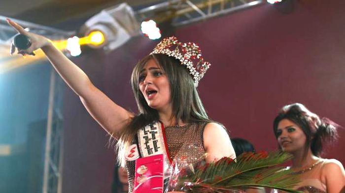 Sereem. . Miss Irak 2015 Shaima Qasseem Sempat Diancam ISIS