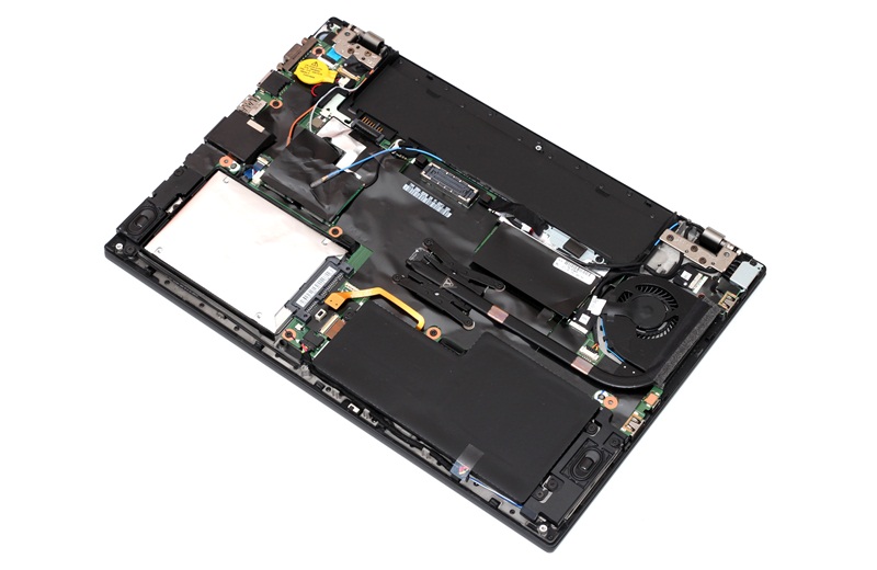Review Spek dan Performa Lenovo Thinkpad T450s: Simpel, Kokoh, dan Awet Baterai
