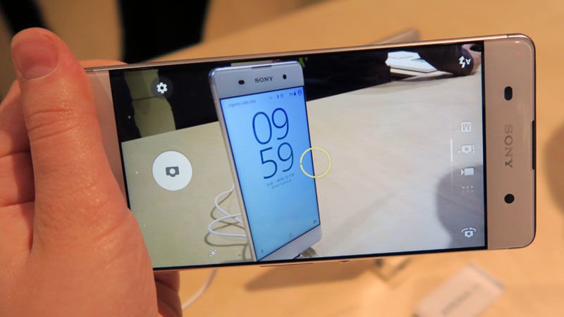 5 Smartphone Bermesin Snapdragon 820 di Tahun 2016