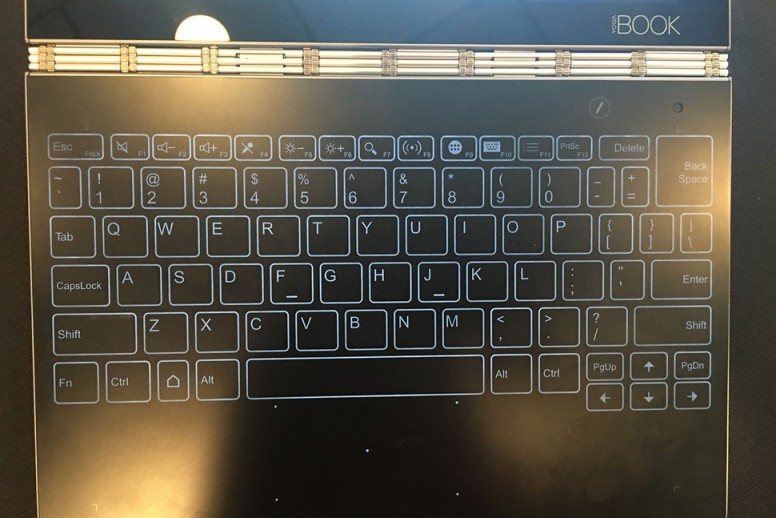Lenovo Yoga Book ,notebook tanpa keyboard fisik dan dukungan Stylus Pen.