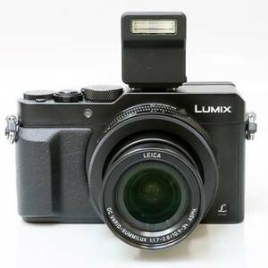 Kamera Panasonic LUMIX DMC-LX100,  Desain Compact dan  Retro