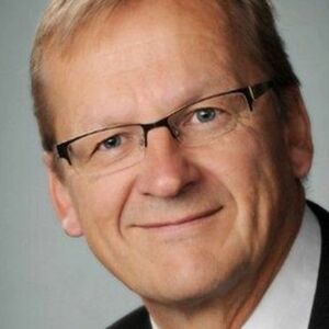 Matti Makkonen: Pelopor SMS tutup usia
