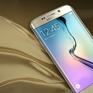 Mengulas Perbedaan Samsung GALAXY S6 Edge Plus dengan Pendahulunya. 