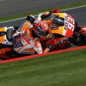 Hari Pertama Latihan Bebas MotoGp Silverstone