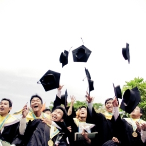 Wisuda Tanpa Proses Belajar