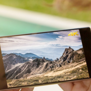 Smartphone dengan Layar 4K Itu Sudah Hadir di Indonesia