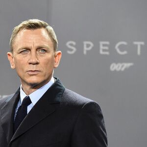 Daniel Craig resmi berhenti memerankan agen 007 atau James Bond 