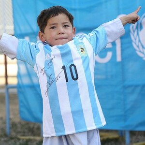 Saya mencintai Messi dan Jersey ini mengatakan kalau Messi mencintai saya