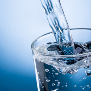 5 Gejala Berikut ini Memperlihatkan Bahwa Anda Kurang Minum Air