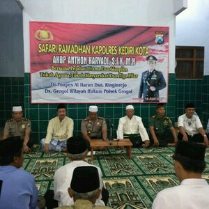 Safari Ramadhan Kapolresta Kediri Di Ponpes Al Harun Bersama Muspika Grogol