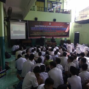 Wawasan Kebangsaan Di Masa Pengenalan Lingkungan Sekolah