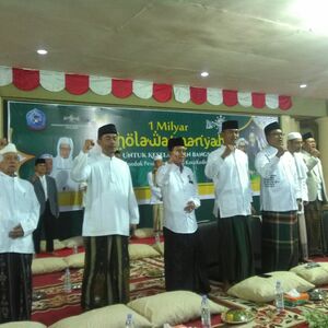 Kumandang 1 Milliar Shalawat Nariyah Sambut Hari Santri Nasional