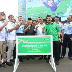 Kerjasama Grabb dan Primkopau Mudahkan Jutaan Wisatawan Ke Tujuan