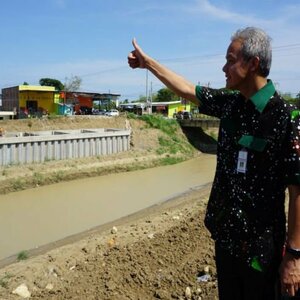 Info Ganjar Pranowo Di Dalam Menyelesaikan Banjir Di Kota Demak