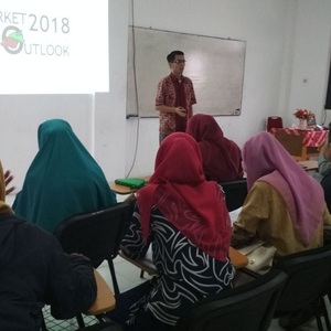 Mahasiswa UMRI Menelisik Tren Saham pada 2018