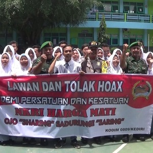 Pelajar Kediri tegas deklarasikan anti hoax