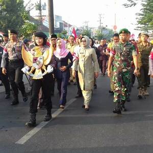 Sambut HUT Kemerdekaan RI, Kirab Prasetya Merah Putih &quot;Harmoni Nusantara&quot; Digelar Di Mojokerto