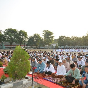 Dandim 0815 Shalat Idul Adha Di Lapangan Korem 082/CPYJ