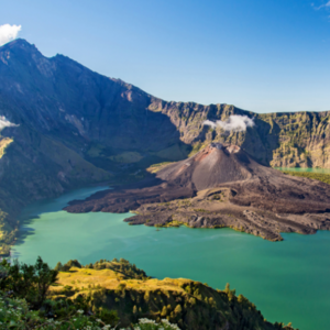 11 Mitos Gunung Rinjani yang Dikaitkan dengan Gempa 7,0 SR Lombok