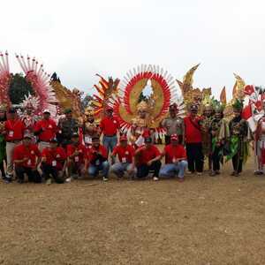 Danramil Bersama Forpimka Berangkatkan Trawas Trashion Carnival (TTC) 