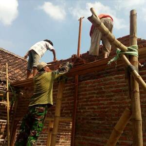 Over Prestasi Renovasi RTLH Kodim 0815 Mojokerto Sasar Rumah Warga Korban Banjir