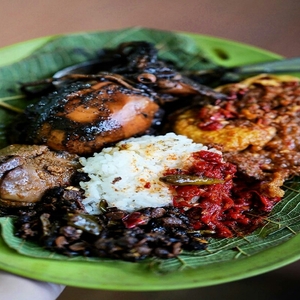 Nasi Jamblang, Kuliner legendaris Cirebon