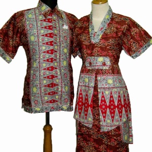 Beragam Baju Kombinasi Polos Modern dengan Batik 