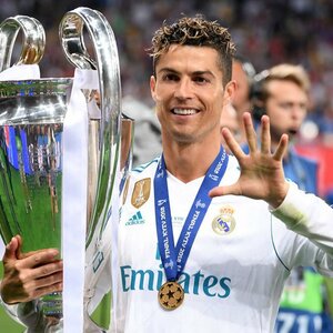 Rayakan Ulang Tahun Ke-40 , inilah 5 rekor yang di raih Cristiano Ronaldo 2025