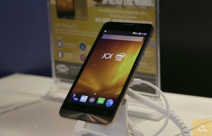 JOI Phone 5, Smartphone Pertama dengan Intel Atom x3