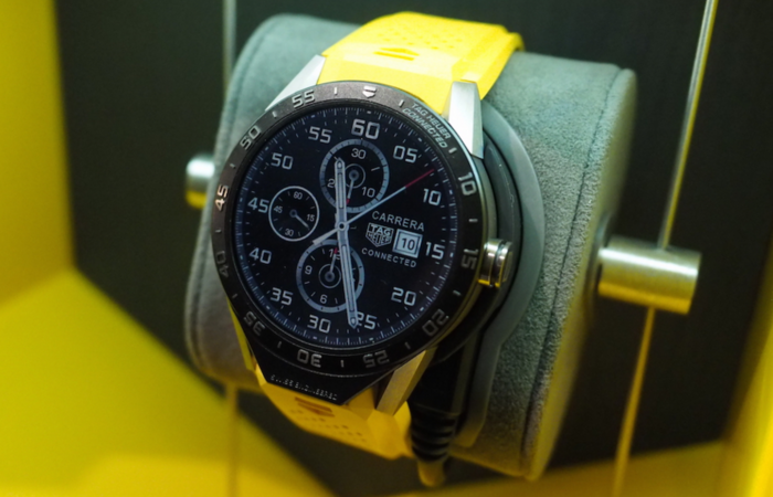 Smartwatch pertama Buatan TAG Heuer