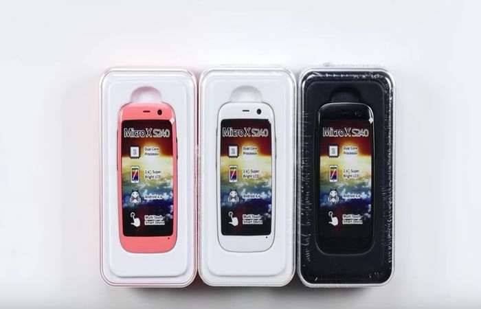 VIDEO: Seperti Ini Loh Penampakan Smartphone Terkecil di Dunia Android Micro X S240