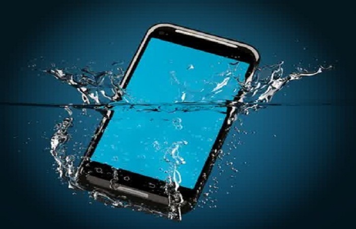Sony Dan Samsung Bersaing Menggunakan &ldquo;Fitur Waterproof Atau Anti Air&rdquo; Siapakah Yang Terbaik.??