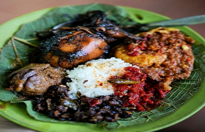 Nasi Jamblang, Kuliner legendaris Cirebon