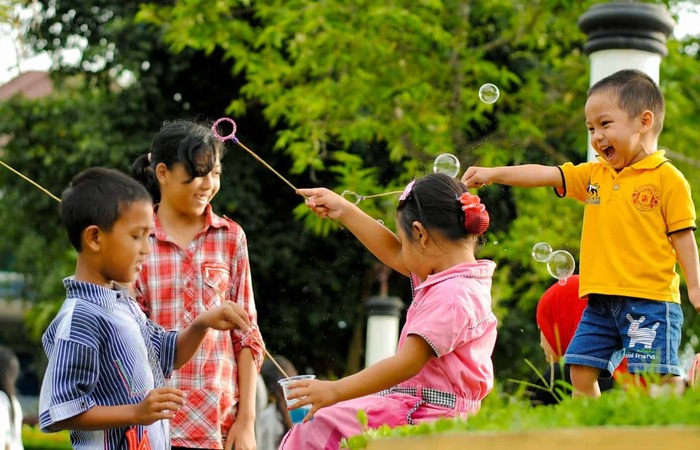 Bagaimana Cara Menjadi Ibu Cerdas dalam Pengasuhan Anak