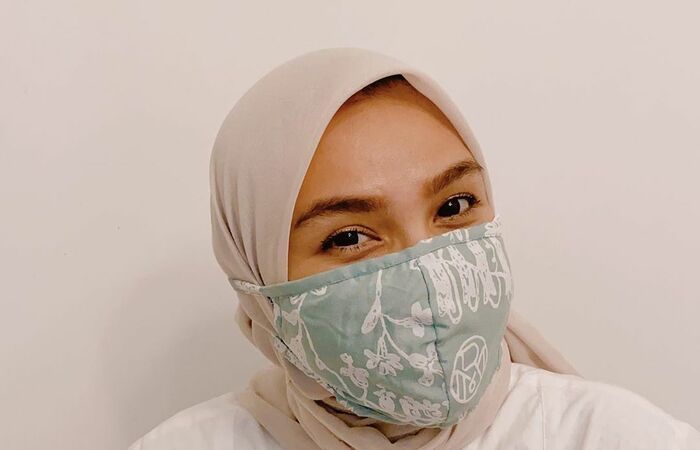 Cara Makeup Awet saat Pakai Masker 