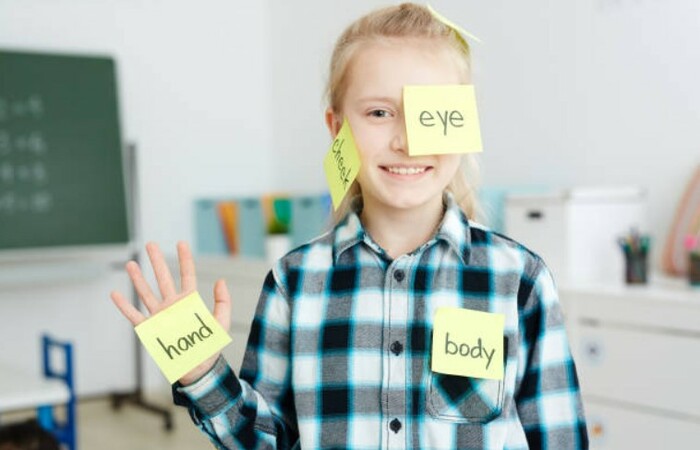 5 Cara Efektif Mengajarkan Anak Bahasa Inggris Sejak Dini, Dijamin Ampuh!